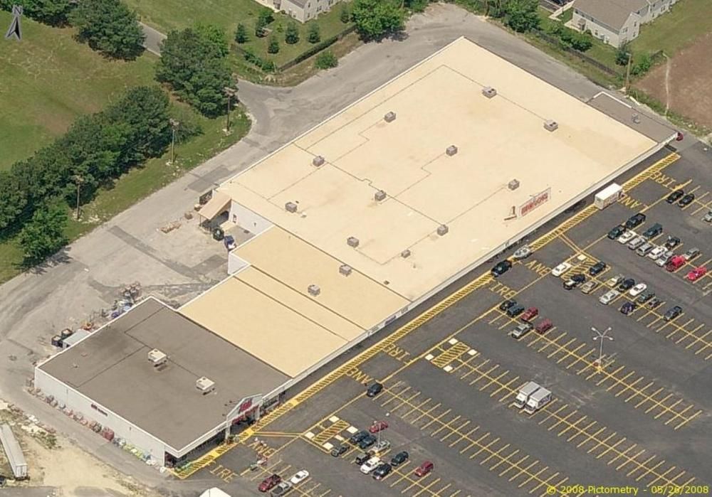 Big Lots Shopping Center: 900 Norman Eskridge Hwy., Seaford, DE 19973